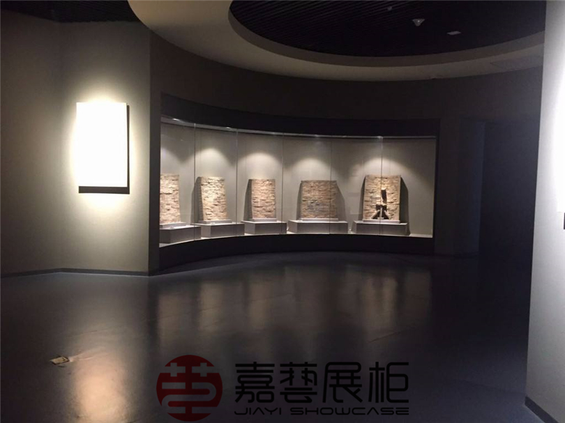 博物館展柜-文物展柜-文博展柜-博物館展柜制作-文物展柜定制 -文博展柜制作.jpg